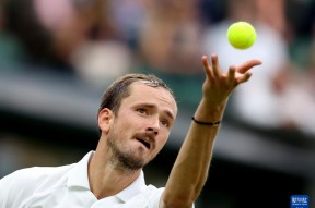 华体会登陆-年终总决赛轻取戴维斯杯，梅德韦杰夫刷新纪录