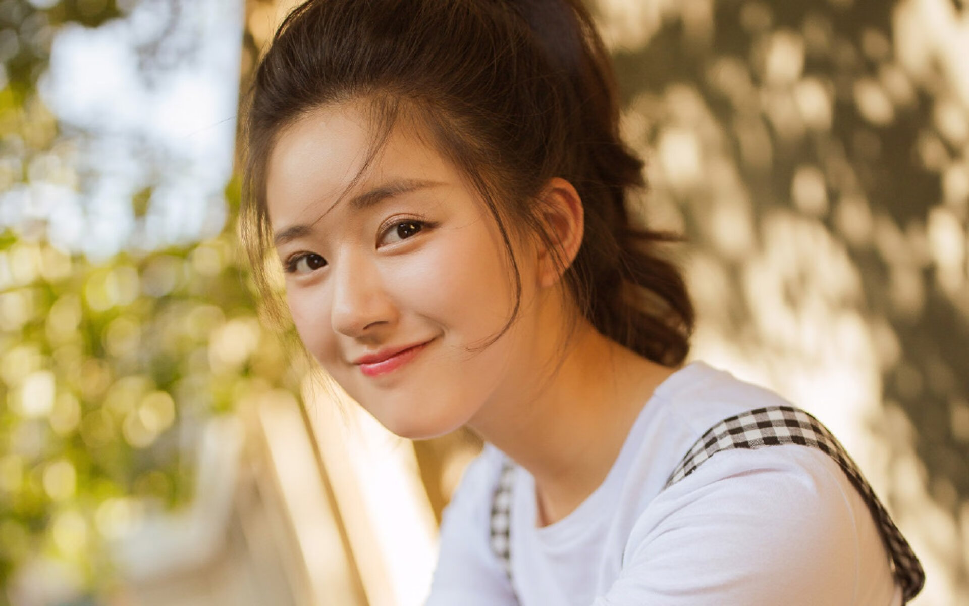 华体会官网-橄榄球世界杯上的终场笛声与迈阿密街道的引擎轰鸣,两种逆转,一种精神 第2张 华体会官网-橄榄球世界杯上的终场笛声与迈阿密街道的引擎轰鸣,两种逆转,一种精神 第2张